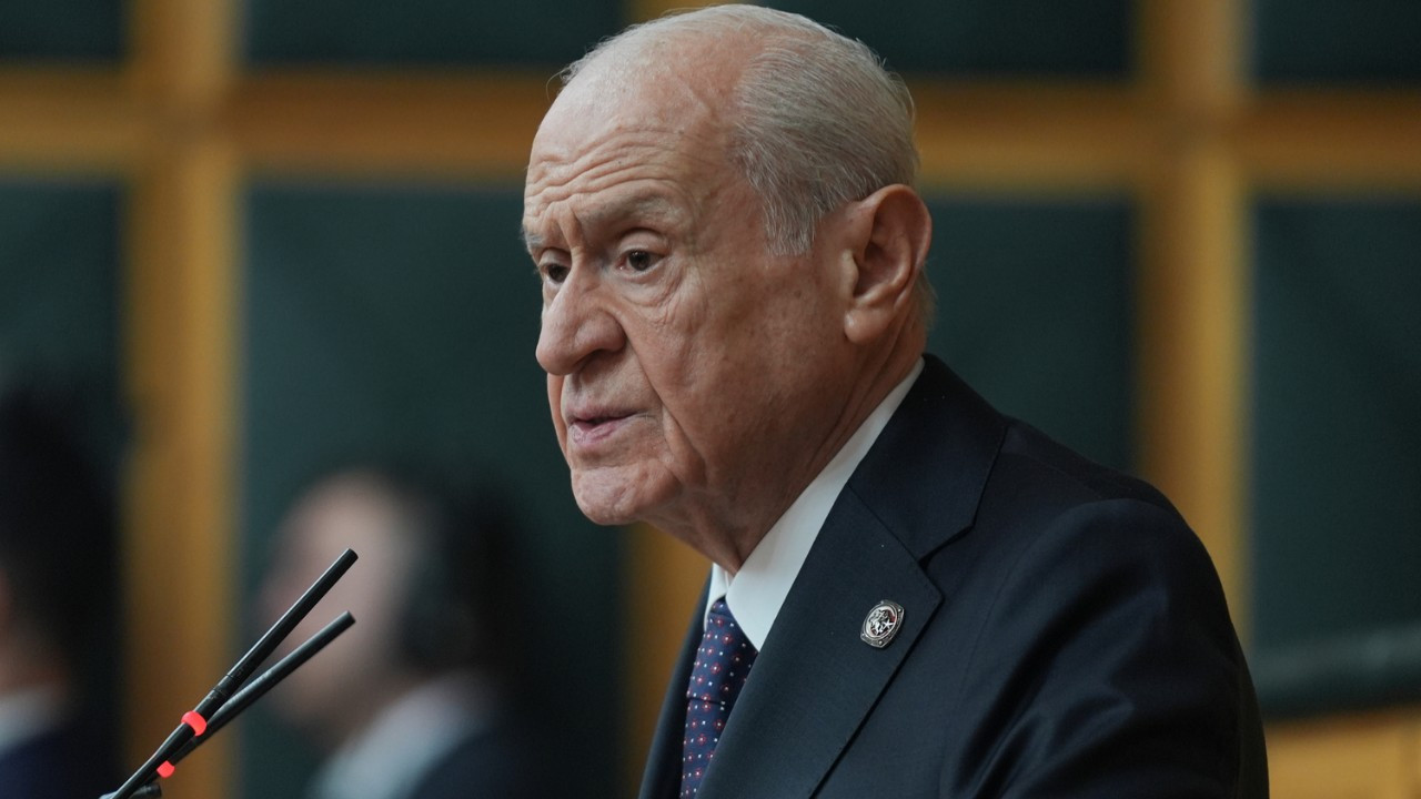 MHP Lideri Bahçeli'den İbrahim Tatlıses’e geçmiş olsun telefonu