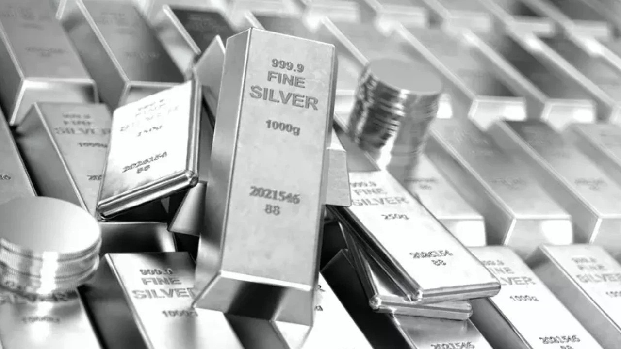 Gümüşte kritik hafta! 78 dolar hedefi mi, 72 dolara geri çekilme mi?